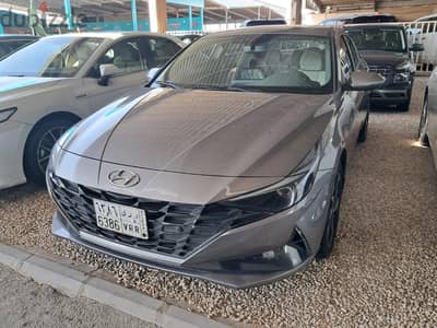 Hyundai Elantra 2023