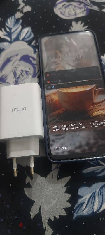 Tecno spark 8 pro 4+3 64 gb