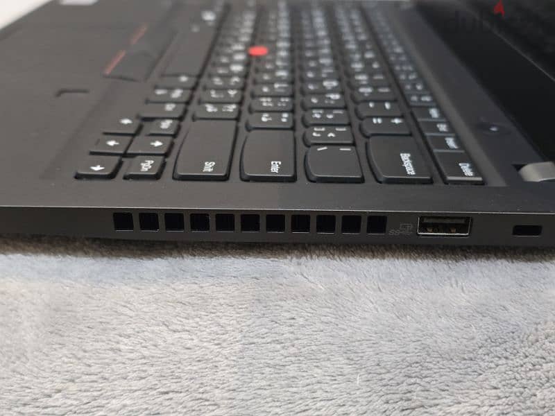 Lenovo Thinkpad T14s i7vPro Touchscreen 6