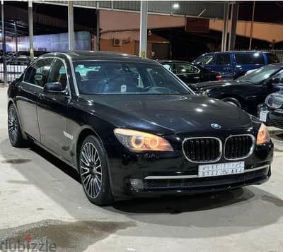 BMW 740 2012