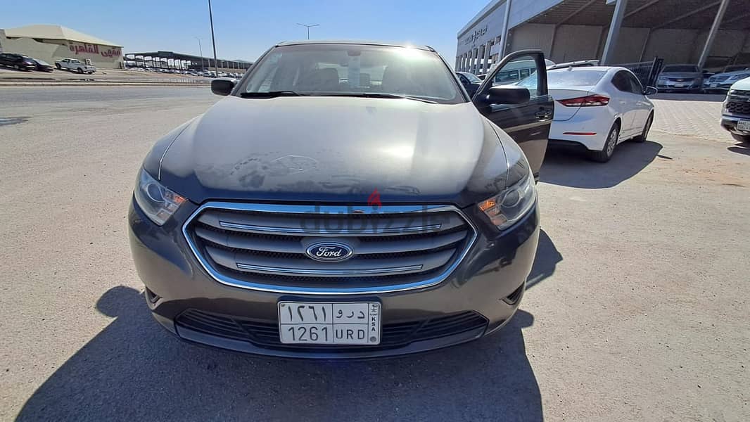 Ford Taurus 2017 0