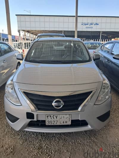 Nissan Sunny 2022