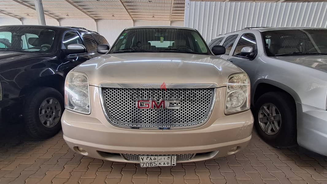 GMC Yukon  denali 2009 0