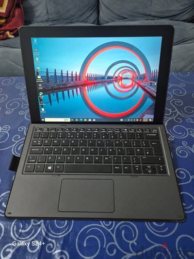 HP Pro 2in1 Touch Screen G4 Intel Core M3, 7th Gen 8/256