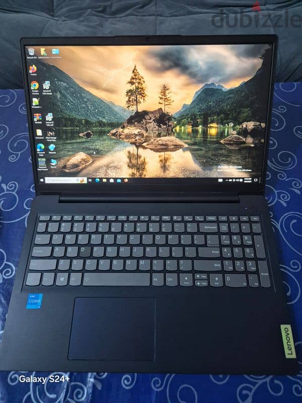 HP Pro 2in1 Touch Screen G4 Intel Core M3, 7th Gen 8/256 4