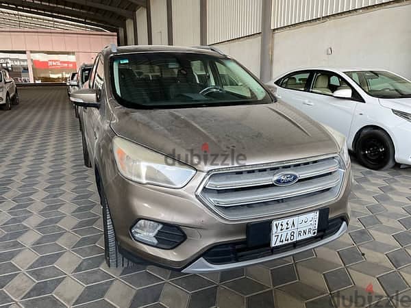 Ford Escape 2019 0