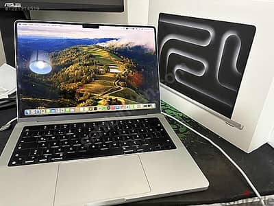 Installment Apple Macbook pro sealed in box WhatsApp:+16266453424