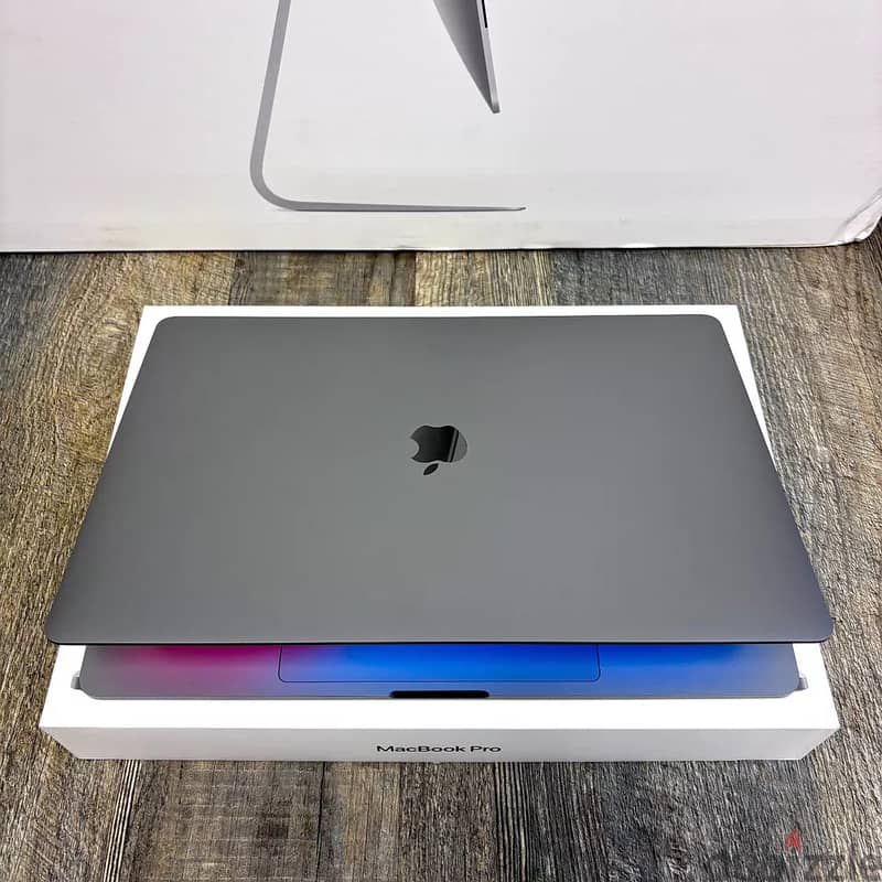 EMI Macbook pro 16 M4 48GB RAM 1TB SSD WhatsApp:+16266453424 1