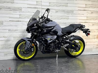 2017 Yamaha FZ-10  +(97466574363)