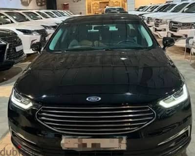 Ford Taurus 2020