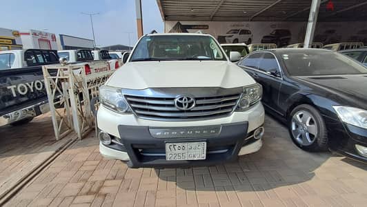 Toyota Fortuner 2015