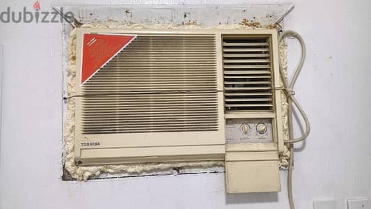 Toshiba Air condition 2t. working conditions good