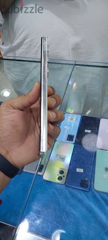 nice condition. 512 GB 5