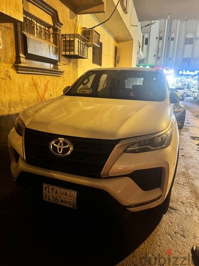 Toyota Fortuner 2021