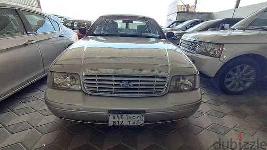 Ford Crown Victoria 2004  fdfd