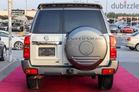 Nissan Patrol 2024  Super Safari