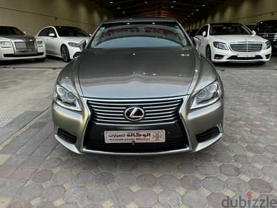 لكزس LS460 موديل 2015