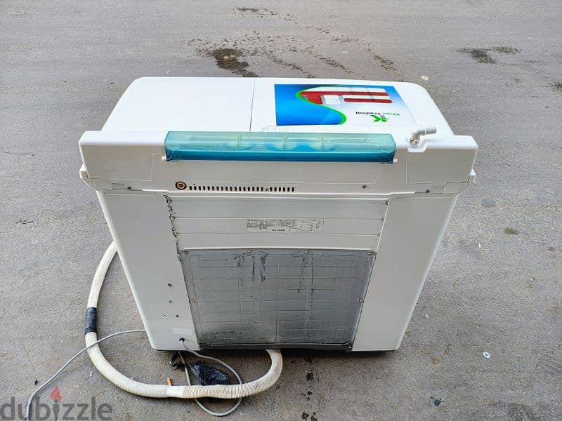 For sale: Hitachi 10.5kg Semi automatic washing machine new condition 2