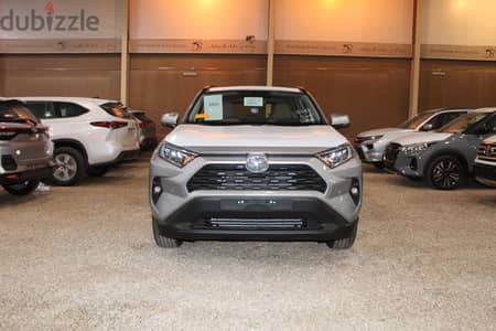 Toyota Rav 4 XLE 2.0  2025