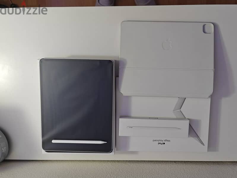 Apple - 12.9" iPad Pro 5th Gen Cellular  Wi-Fi - 512GB Magic Keyboard 1