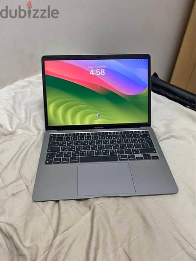 Macbook Air m1 chip 8gb ram 256 storage