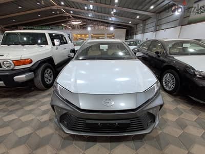 Toyota Camry LE 2025