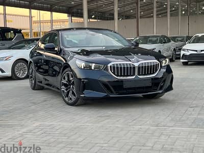 BMW الفئة الخامسة 520i موديل 2025