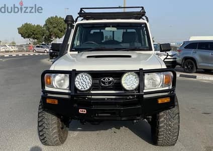 2016 TOYOTA LAND CRUISER