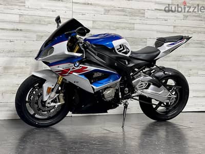 2022 BMW S1000RR  (+97466574363)