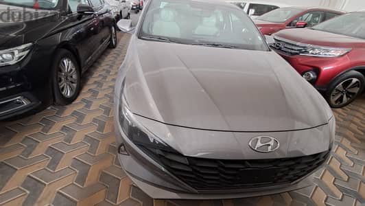 Hyundai Elantra 2023