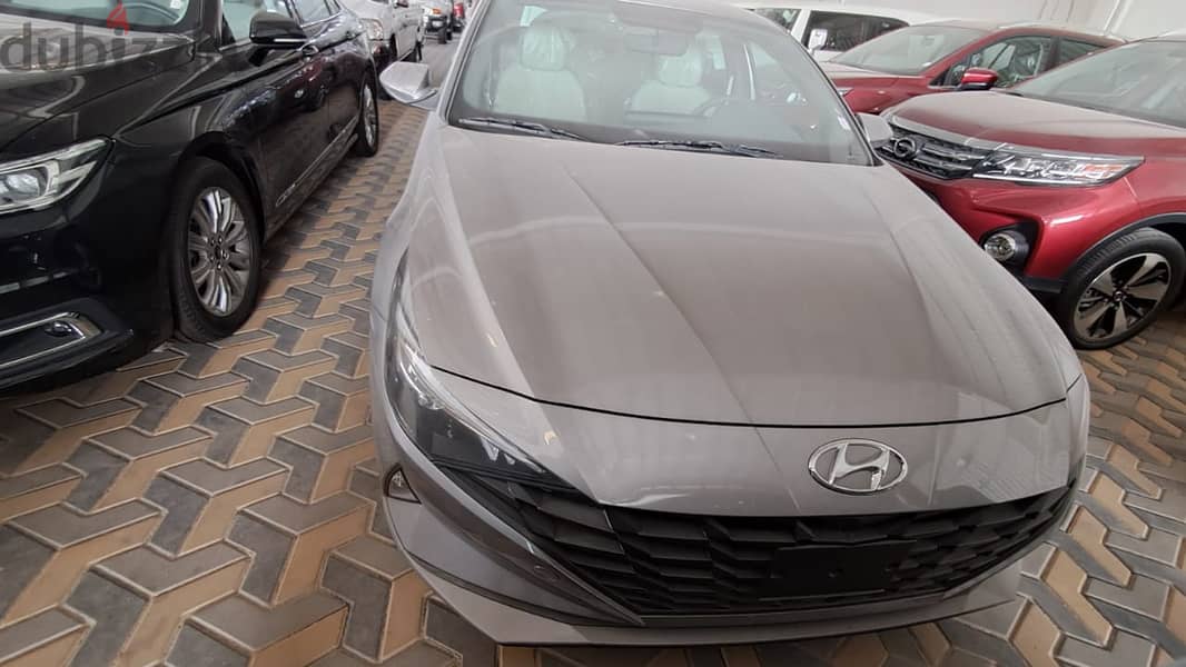 Hyundai Elantra 2023 0