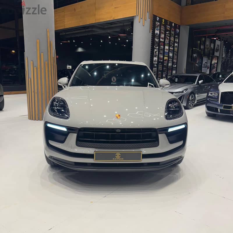 Porsche Macan 2024 0