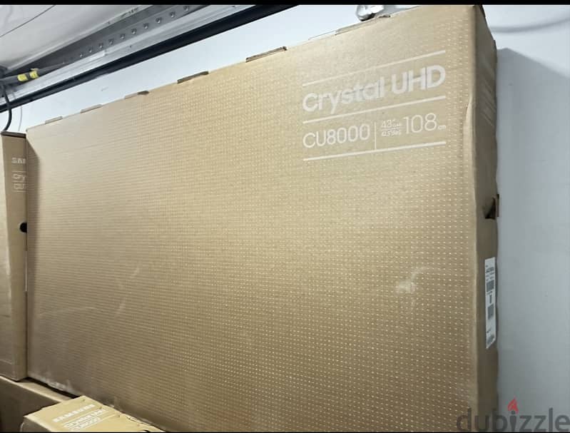 Samsung 43" crystal UHD CU8000 led tv 2