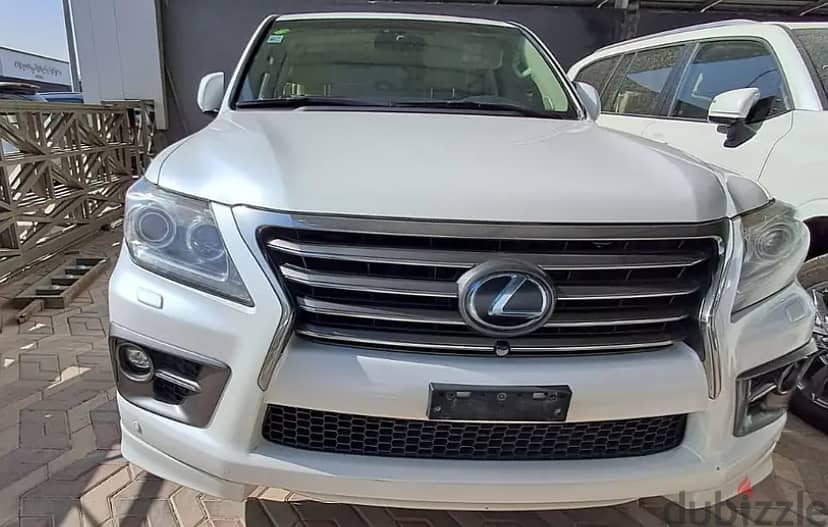 Lexus LX 570 2015 0