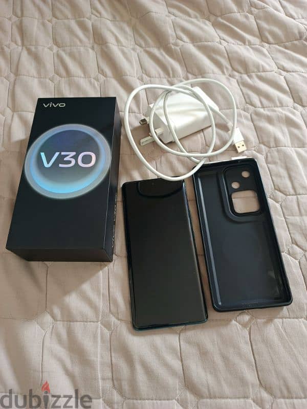 VIVO V30 256/12+12 1