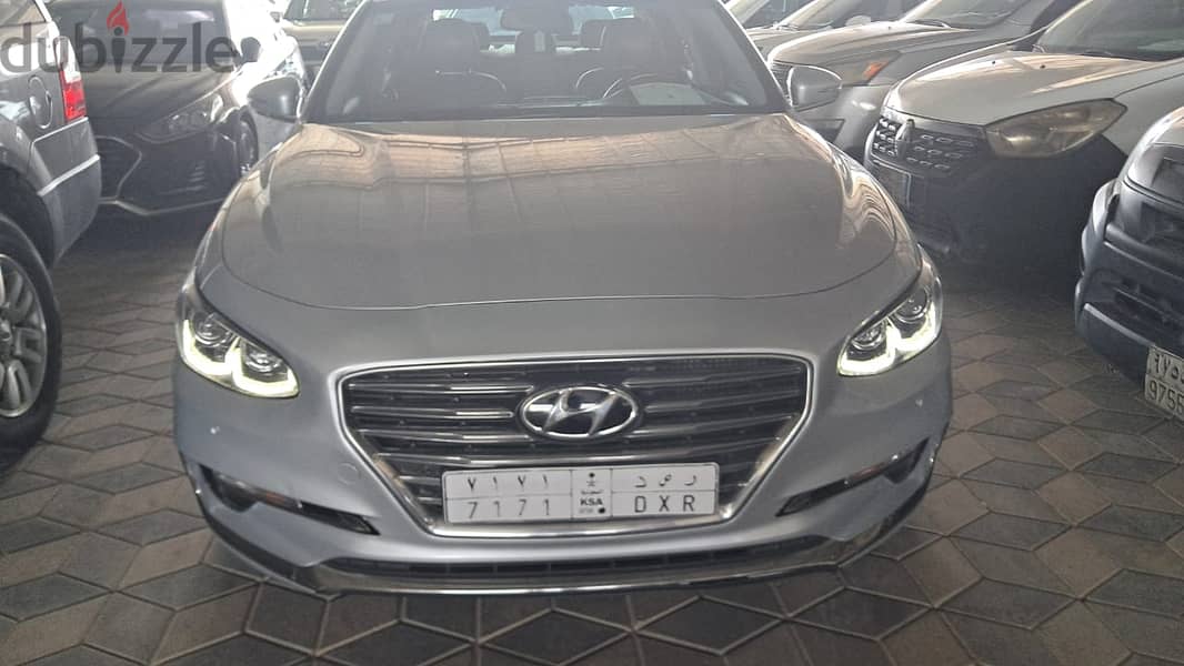 Hyundai Azera 2018 0