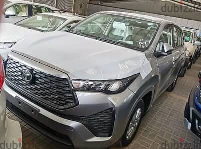 Toyota Innova 2024