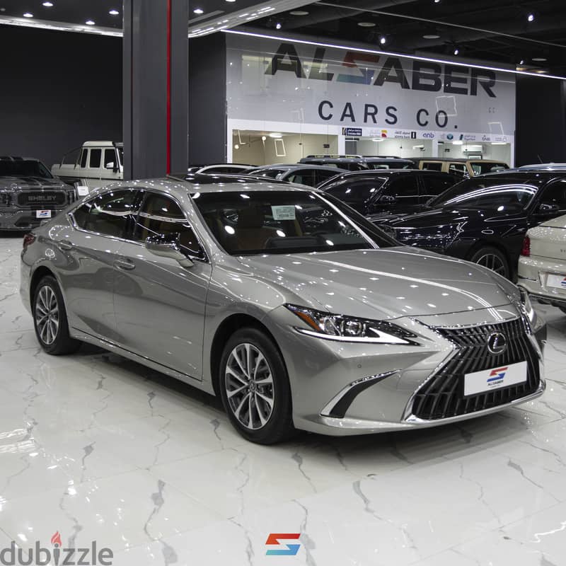 Lexus ES 300 2024 0