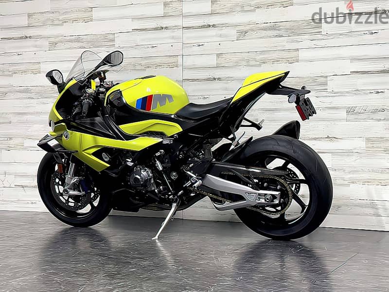 2022 BMW M1000 RR (+971561943867) 0