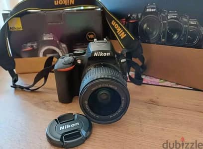 Nikon D5600 DSLR Camera with 18-55mm VR Lens Kit)