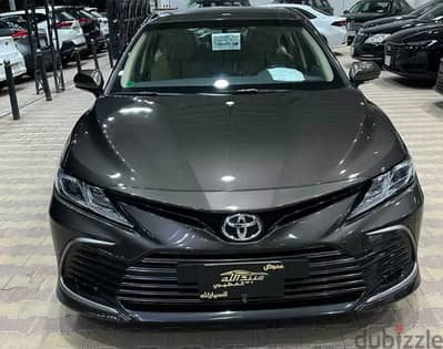 Toyota Camry full option 2023