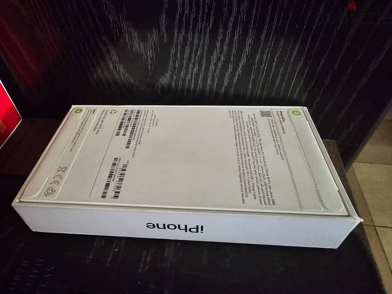 iPhone 16 Pro 128GB Black New 1