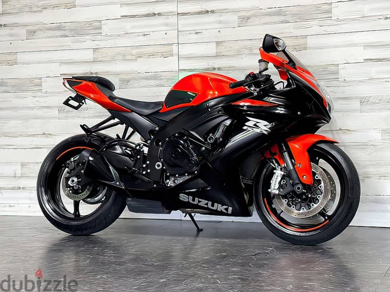 2022 Suzuki GSX-R600  (+97466574363) 1