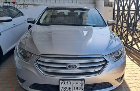 Ford Taurus 2015