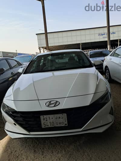 Hyundai Elantra 2021