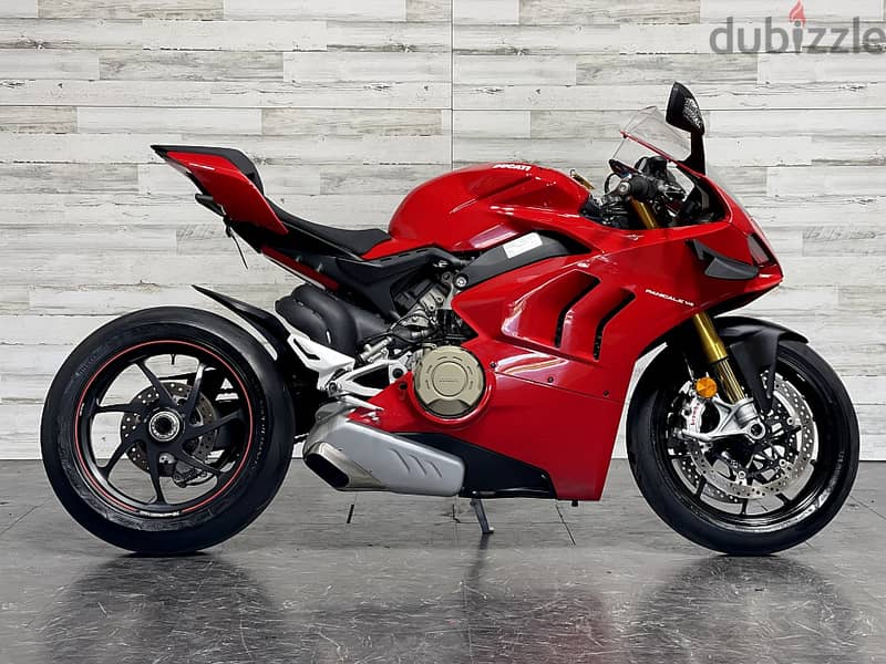 2021 Ducati panigale V4 S (+971561943867) 3