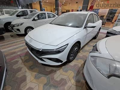 Hyundai Elantra Smart 2025