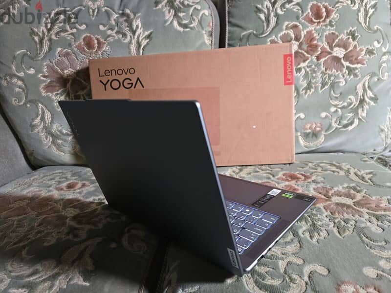 NEW Lenovo Yoga Pro -Intel Core i7- 11Gen- Ram ; 32GB-SSD ;1TB Wit 4