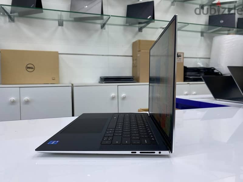  Dell Precision 5570 ultra slim-INTEL CORE I7 -12700H-RAM : 32G 8