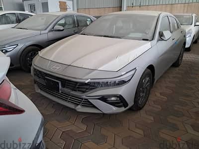 Hyundai Elantra Smart 2025